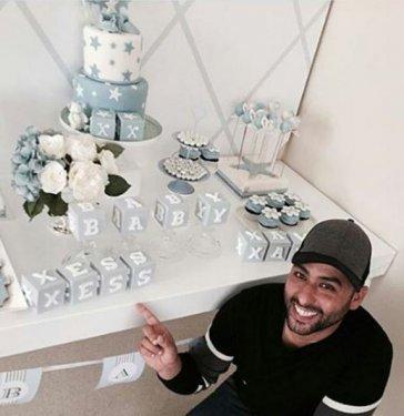 7 aylık hamile Yolanthe Cabau soyundu