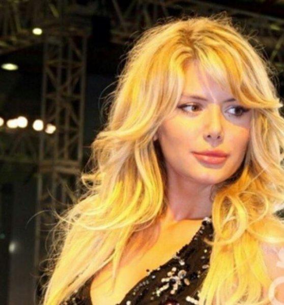 Aysun Kayacı hamile