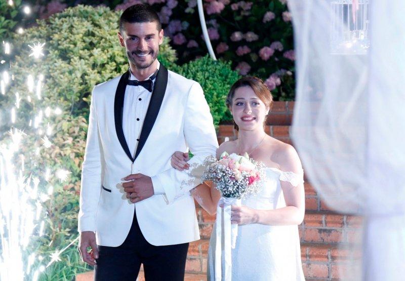 Dizi oyuncularının bilinmeyen boyları 