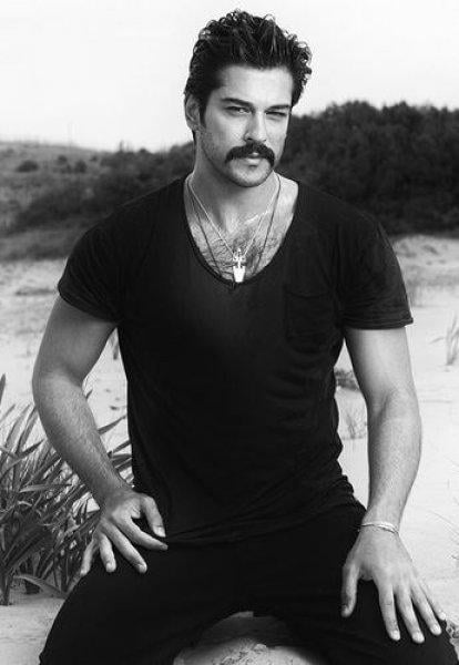 Dizi oyuncularının bilinmeyen boyları 