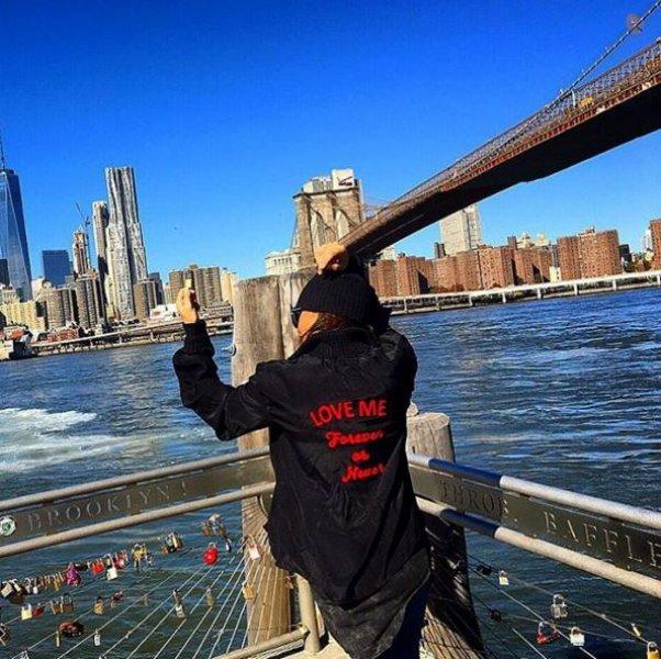 Ünlülerin Instagramı'ndan ilginç fotoğraf ve yorumlar