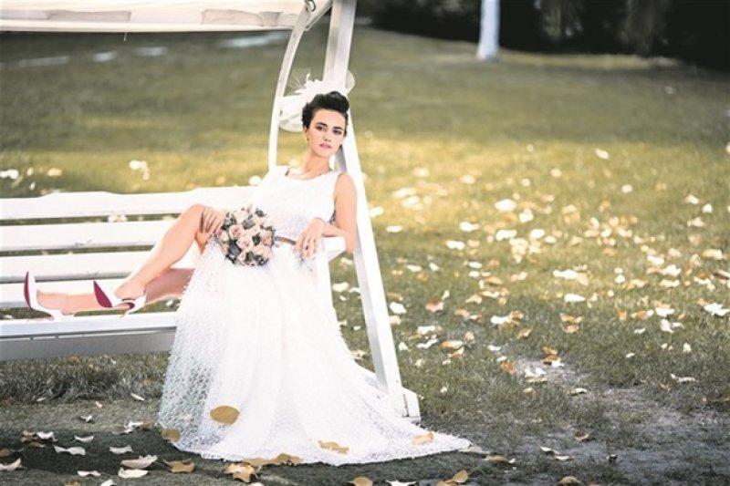  Hande Soral sonbahar gelini oldu 