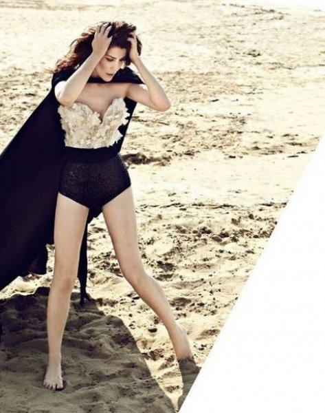 Deniz Akkaya takipçisini rezil etti