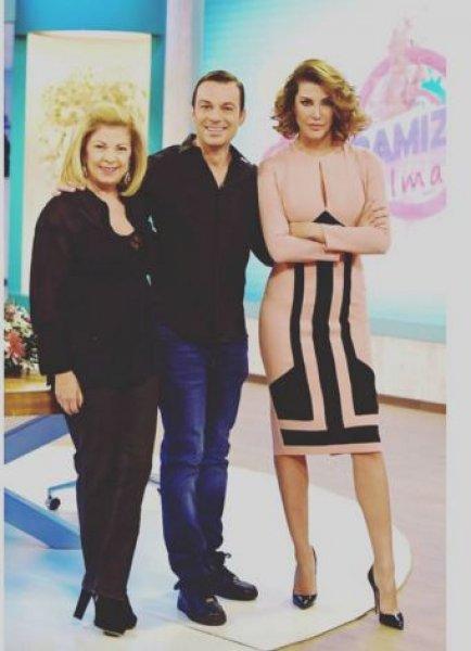 Deniz Akkaya takipçisini rezil etti