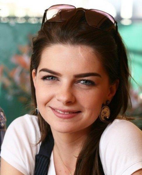 Pelin Karahan ekranlara geri dönüyor