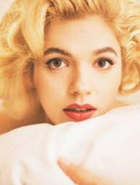 Oyuncu İpek Erdem'in inanılmaz değişimi 