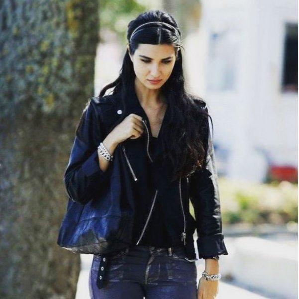 Tuba Büyüküstün Vatikan'da ödül aldı