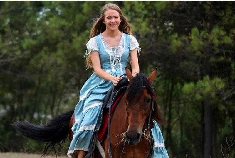 Kösem dizisinin genç yıldızı Anastasia Tsilimpiou