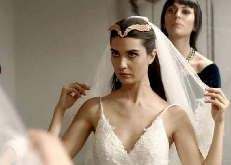 Televizyon dizilerindeki en güzel gelinlikler