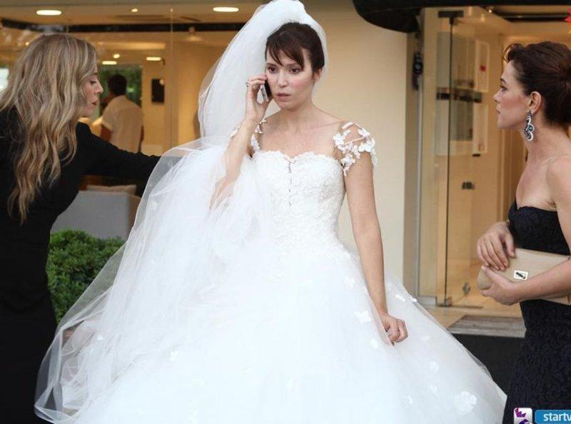 Televizyon dizilerindeki en güzel gelinlikler