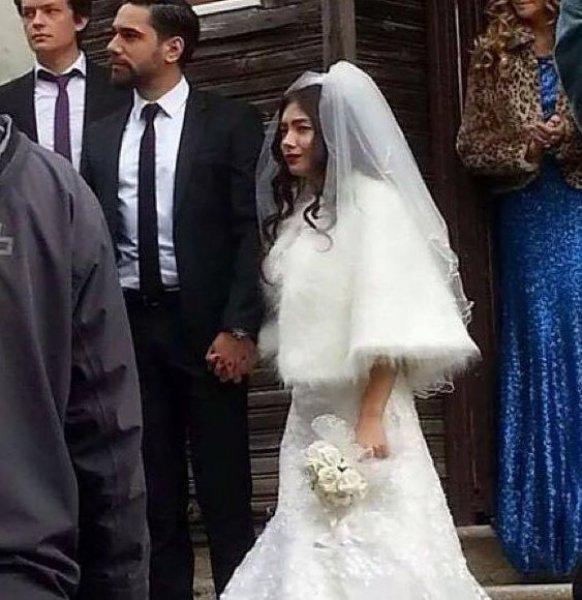 Televizyon dizilerindeki en güzel gelinlikler