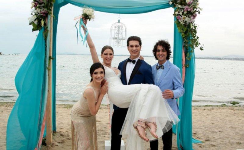 Televizyon dizilerindeki en güzel gelinlikler