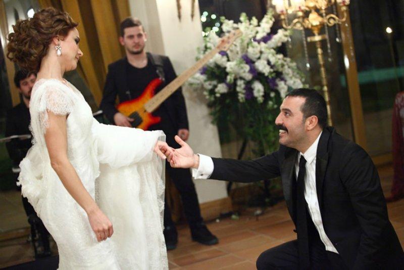 Televizyon dizilerindeki en güzel gelinlikler