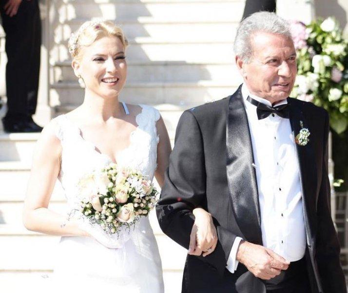 Televizyon dizilerindeki en güzel gelinlikler