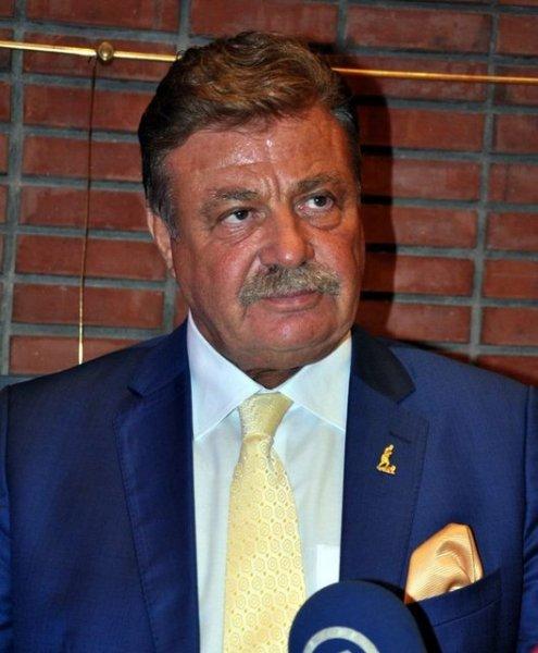 Ünlü isimlerin eski meslekleri 