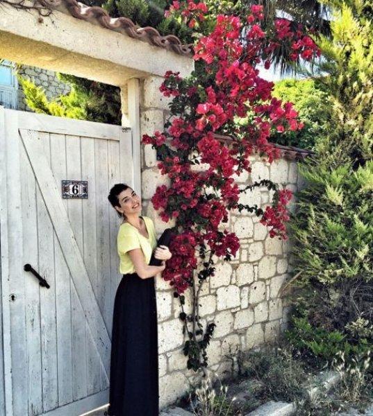 Güzel oyuncu Aslıhan Güner'in Instagram fotoğrafları 