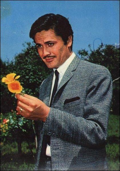 Ünlü isimlerin eski meslekleri 