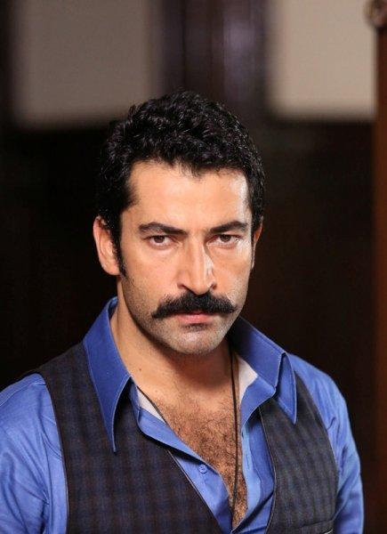 Ünlü isimlerin eski meslekleri 