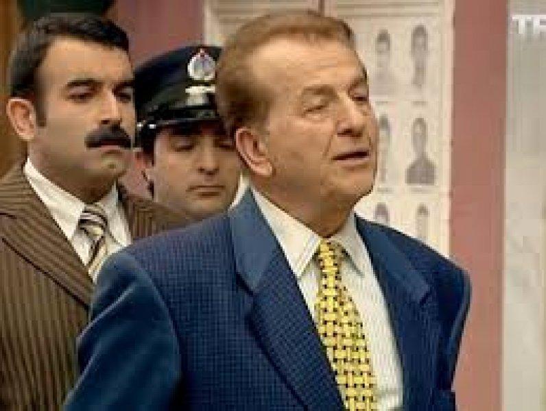 Komedyen Atilla Arcan vefat etti