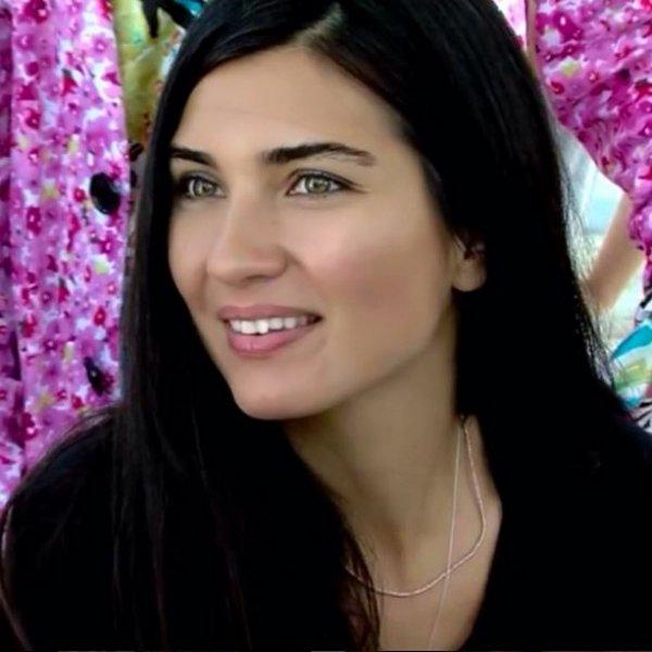 Tuba Büyüküstün: Saçımı en çok annem beğendi