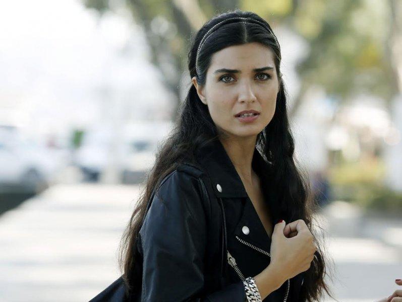Tuba Büyüküstün: Saçımı en çok annem beğendi
