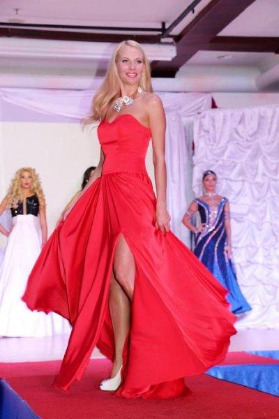 Evlilerin kraliçesi Bulgar güzeli Galena Dimova oldu