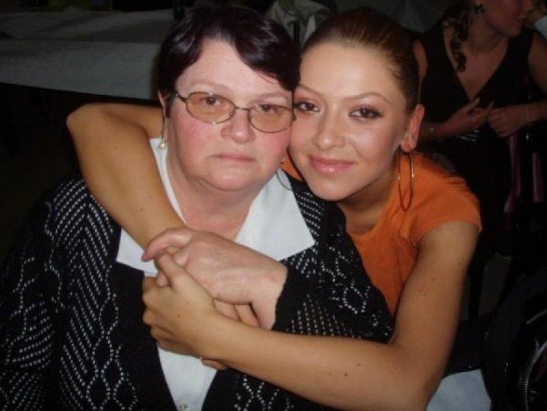 Ünlü isimler ve anneleri 