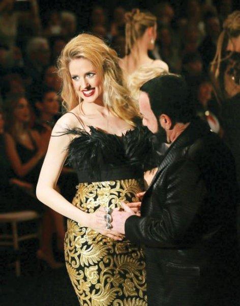 Wilma Elles çocuklarına İslam’ı öğretecek