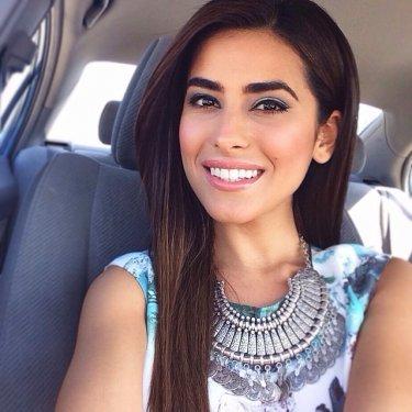 Kürt kızı Sazan Barzani