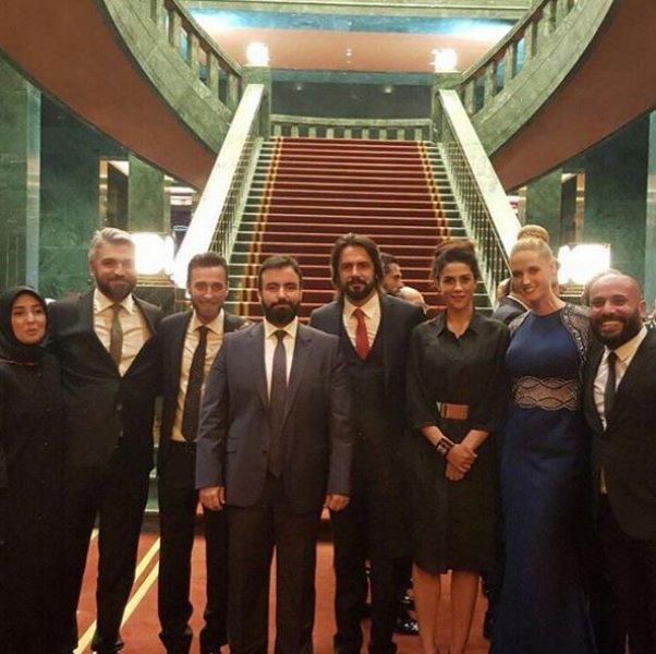 Wilma Elles çocuklarına İslam’ı öğretecek