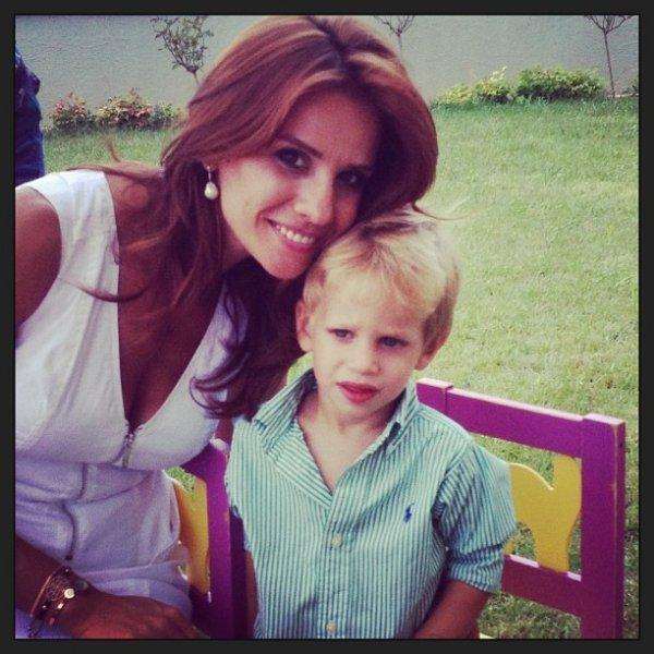 Ünlü sunucu Esra Erol ikinci kez anne oldu