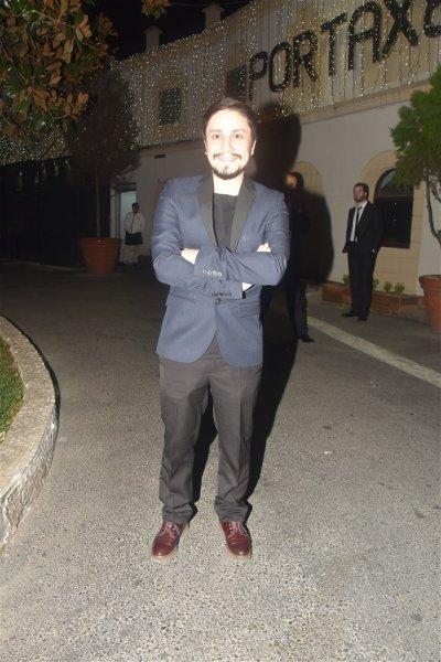 Bülent Emrah Parlak ve Burcu Gönder evlendi