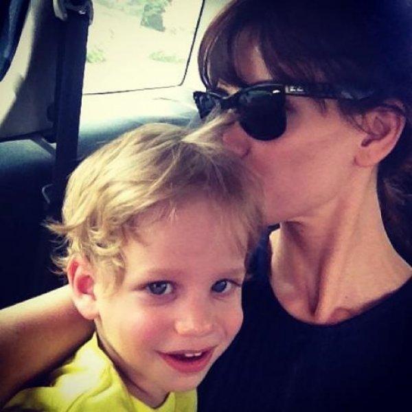 Ünlü sunucu Esra Erol ikinci kez anne oldu