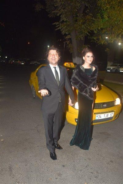 Bülent Emrah Parlak ve Burcu Gönder evlendi