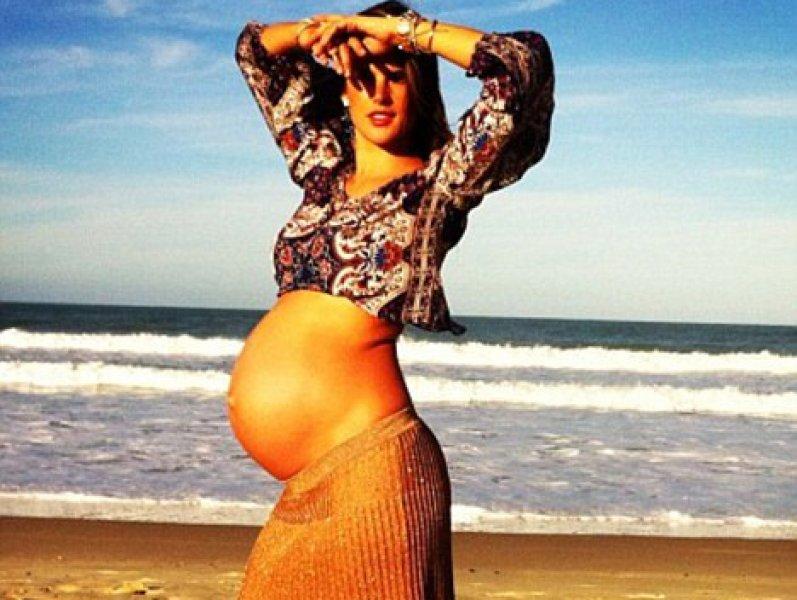 Ünlülerin hamilelik görüntüleri