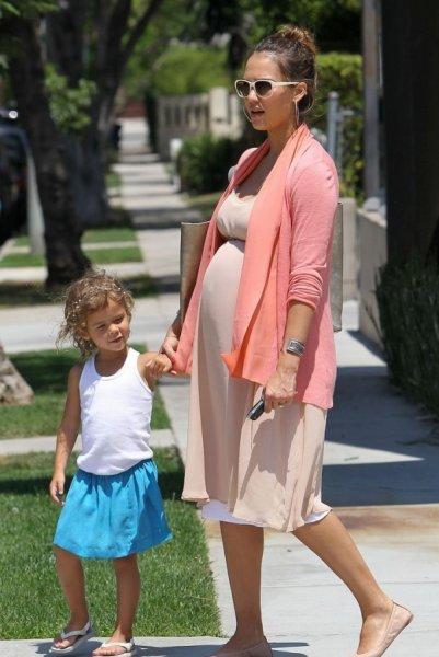 Ünlülerin hamilelik görüntüleri