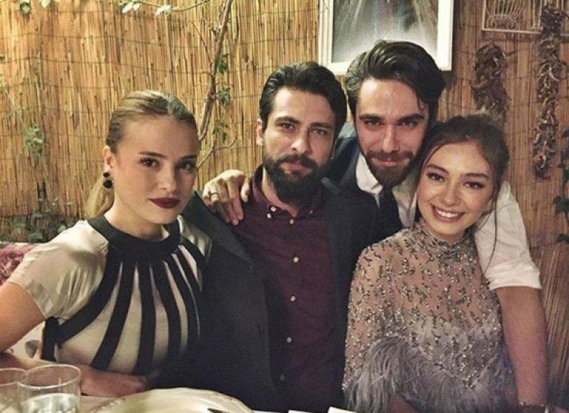 Kadir Doğulu ile Neslihan Atagül nişanlandı