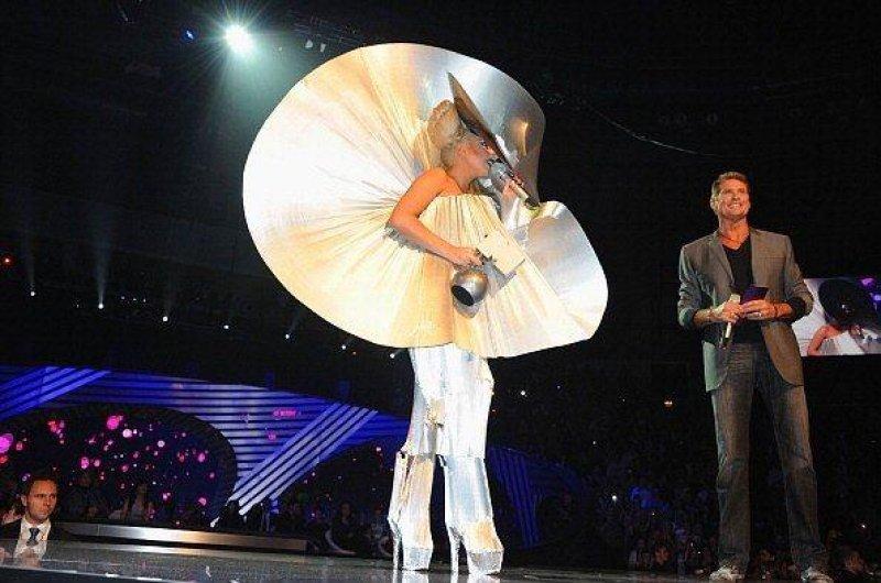Lady Gaga'nın sınırları zorlayan kostümleri 