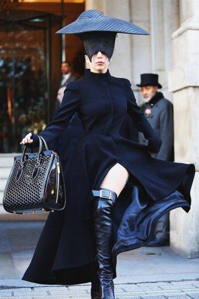 Lady Gaga'nın sınırları zorlayan kostümleri 
