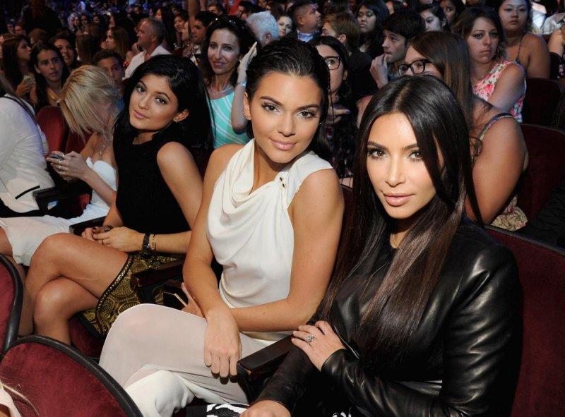 Kardashian Ailesi'nden 16 moda trendi