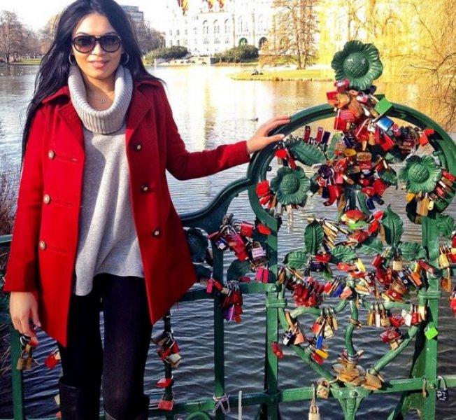 Adriana Lima'ya benzetilen İzmirli avukat 