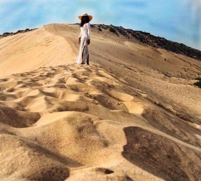 Adriana Lima'ya benzetilen İzmirli avukat 