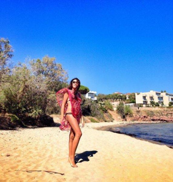 Adriana Lima'ya benzetilen İzmirli avukat 