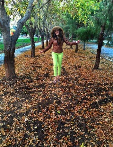 Adriana Lima'ya benzetilen İzmirli avukat 