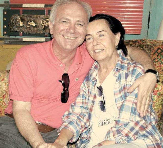 Fatma Girik'den 72. yaşına özel kutlama 