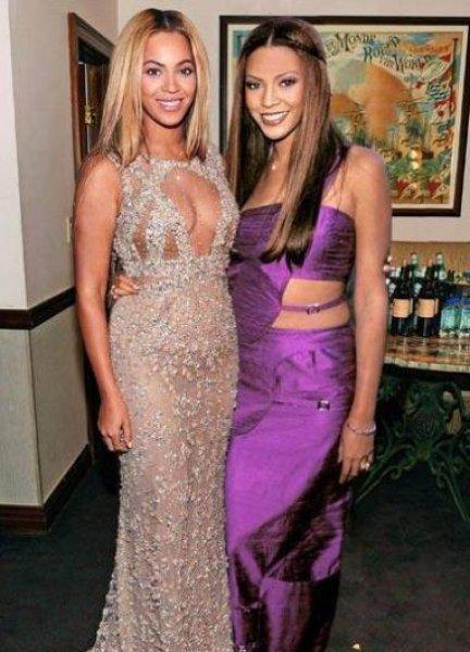 Ünlüler kendi gençlikleriyle poz verdi 