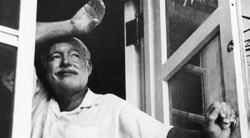 İntihar ederek hayatına son veren 21 ünlü