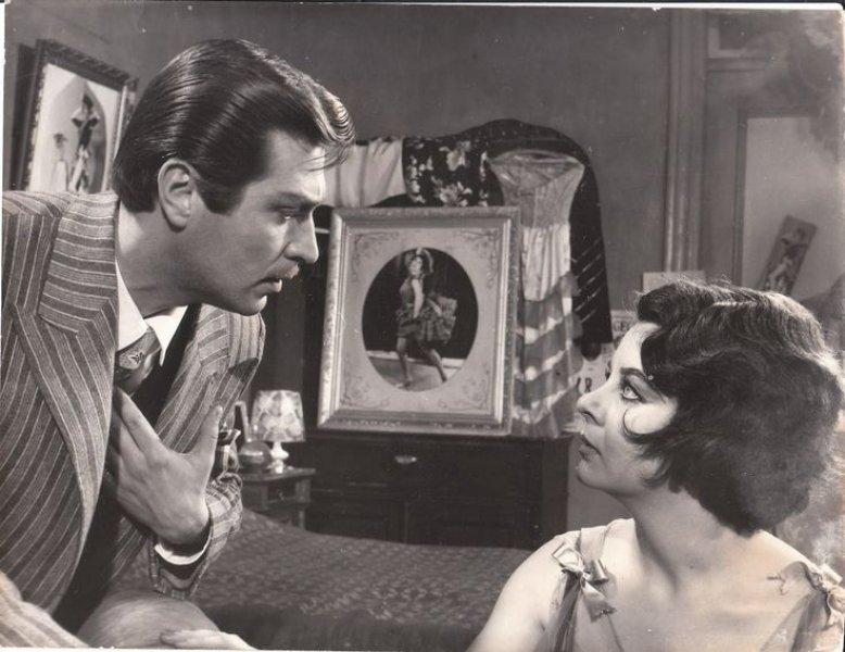 Fatma Girik'den 72. yaşına özel kutlama 