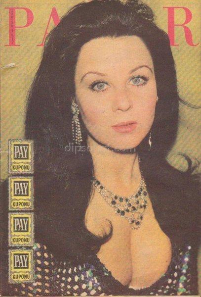 Fatma Girik'den 72. yaşına özel kutlama 