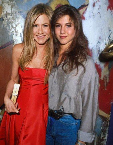 Ünlüler kendi gençlikleriyle poz verdi 